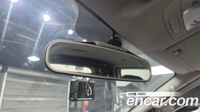 Hyundai Starex 2011 — photo 19