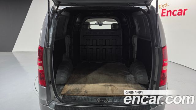 Hyundai Starex 2011 — photo 20