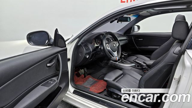 BMW 1-Series 2012 — photo 11