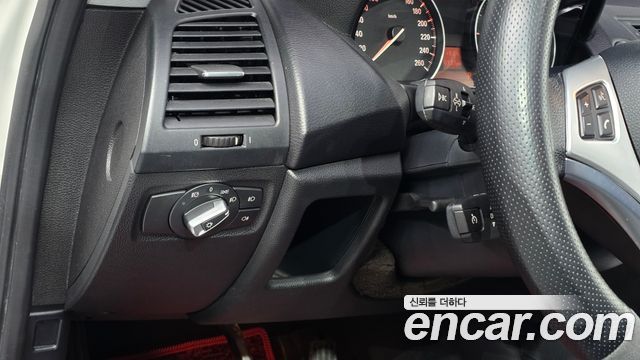 BMW 1-Series 2012 — photo 14