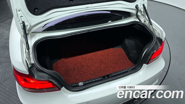BMW 1-Series 2012 — photo 20