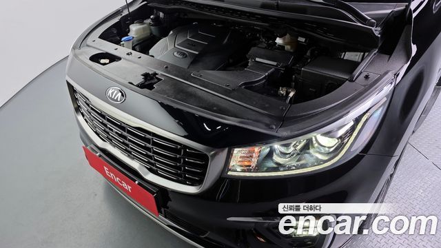 Kia Canival 2020 — photo 6