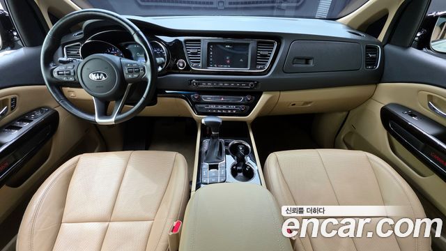 Kia Canival 2020 — photo 7