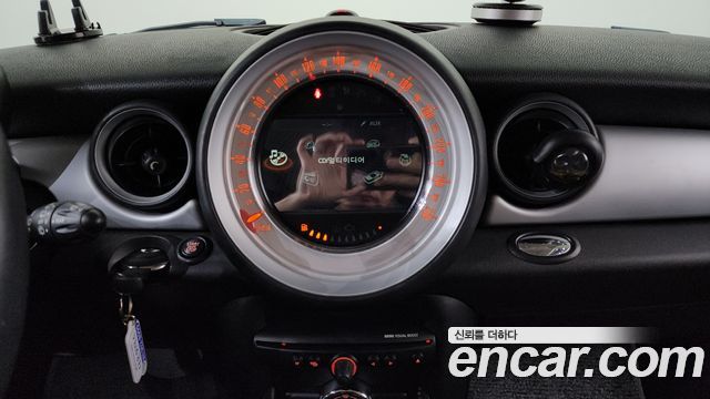 Mini Cooper 2013 — photo 16