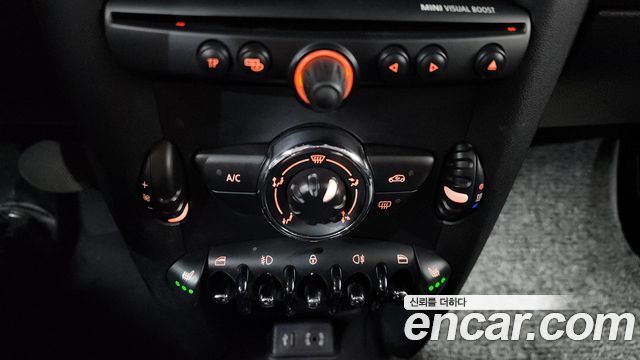 Mini Cooper 2013 — photo 18