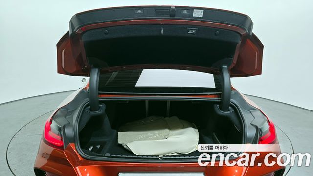 BMW 8-Series 2020 — photo 20