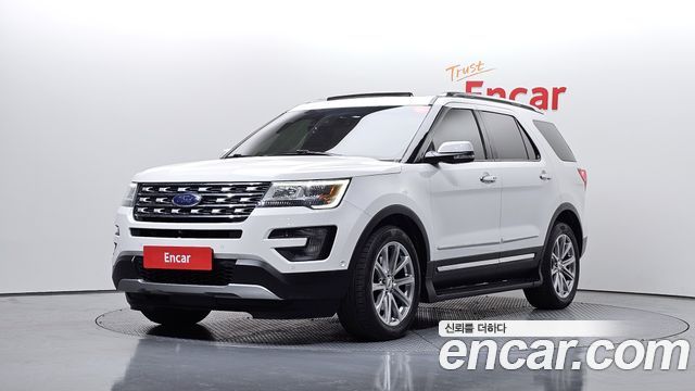 Ford Explorer 2016 — photo 1