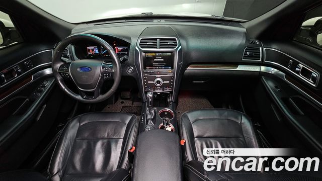 Ford Explorer 2016 — photo 7