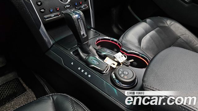 Ford Explorer 2016 — photo 9