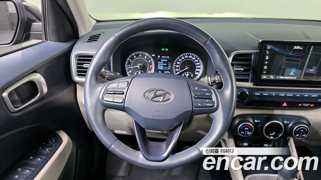 Hyundai Venue 2022 — photo 13