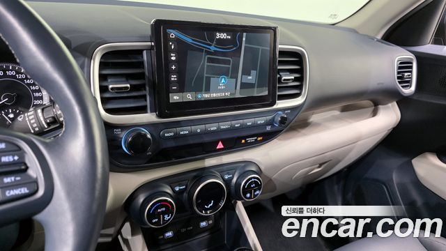 Hyundai Venue 2022 — photo 14
