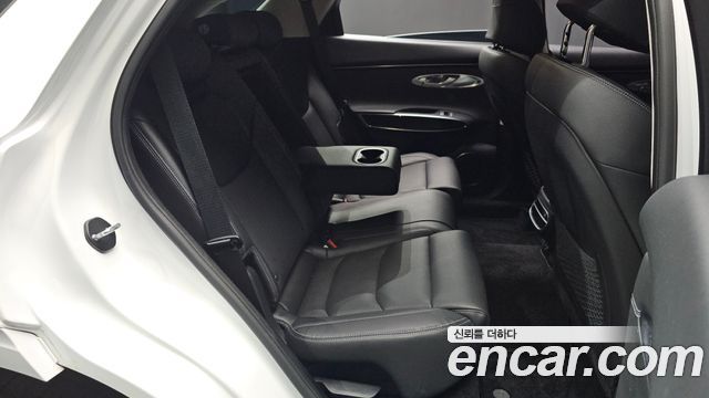 Genesis GV70 2022 — photo 12