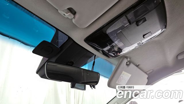 Hyundai Staria 2023 — photo 17