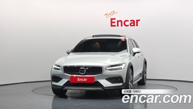Volvo V60 2021 — photo 3