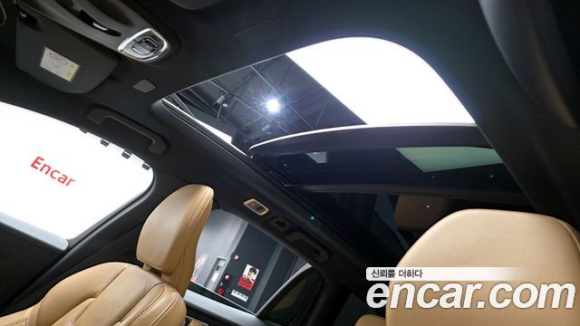 Volvo V60 2021 — photo 18
