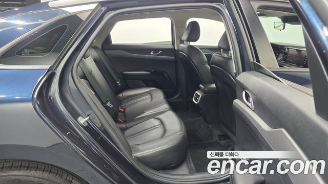 Kia K5 2021 — photo 13