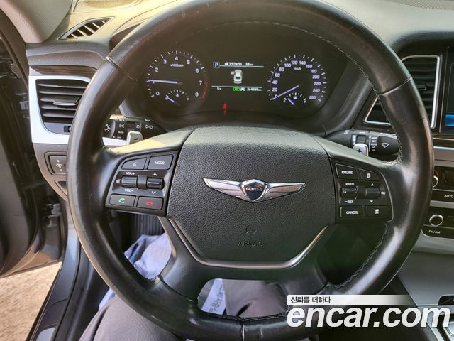 Genesis G80 2017 — photo 7