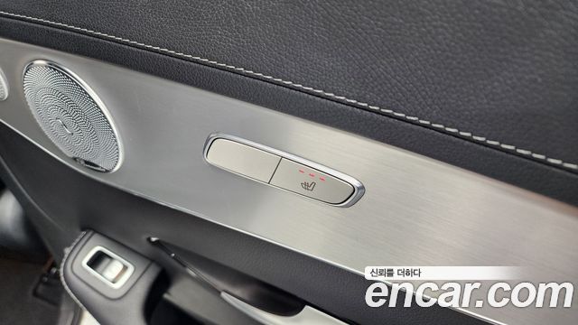 Mercedes-Benz GLC-Class 2018 — photo 18