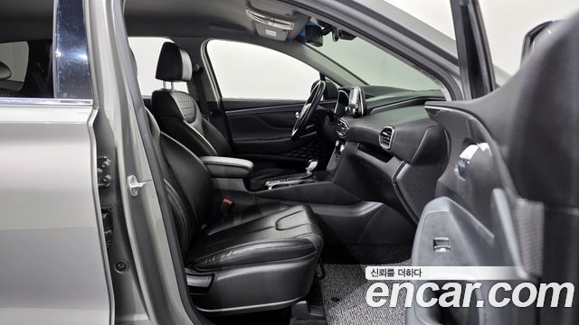 Hyundai Santafe 2019 — photo 10