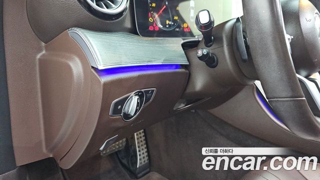Mercedes-Benz CLS-Class 2021 — photo 16