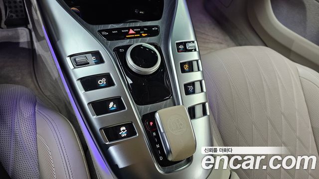 Mercedes-Benz AMG GT 2020 — photo 9