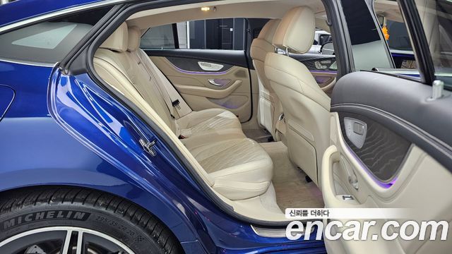 Mercedes-Benz AMG GT 2020 — photo 12
