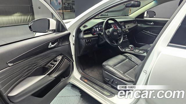 Kia K7 2020 — photo 11