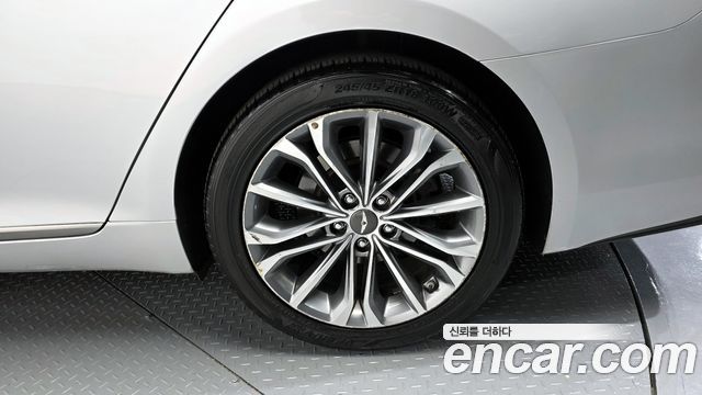 Hyundai Genesis 2016 — photo 5