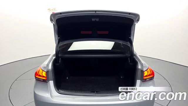 Hyundai Genesis 2016 — photo 20