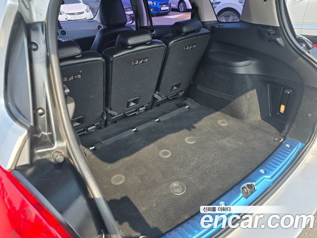 Peugeot 308 2014 — photo 12