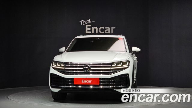 Volkswagen Touareg 2026 — photo 3