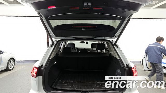 Volkswagen Touareg 2026 — photo 20