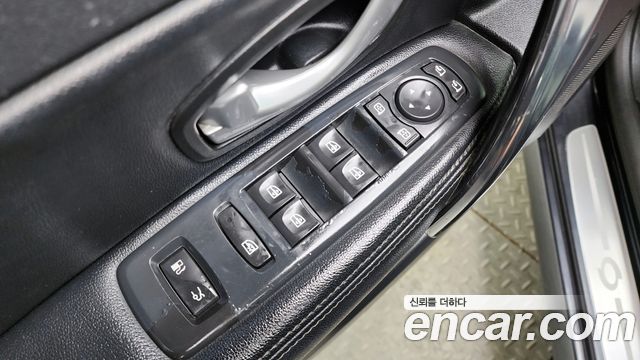 Renault Korea SM5  2012 — photo 12