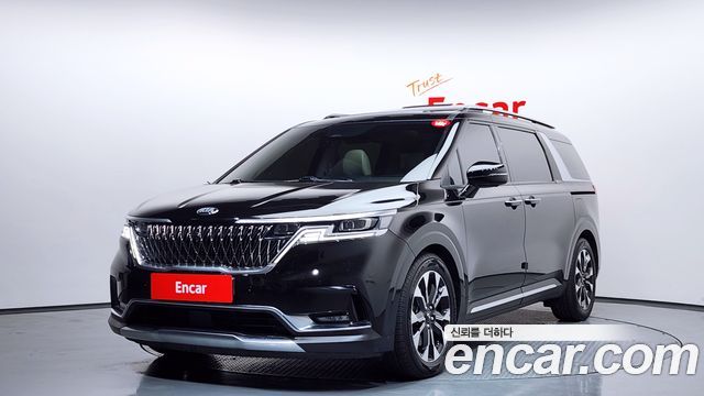 Kia Canival 2021 — photo 1