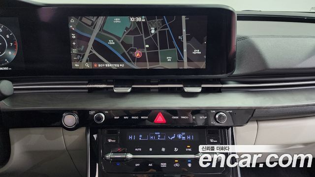 Kia Canival 2021 — photo 15