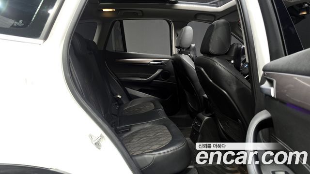 BMW X1 2021 — photo 12