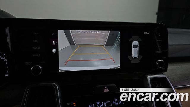 Kia Sorento 2022 — photo 16
