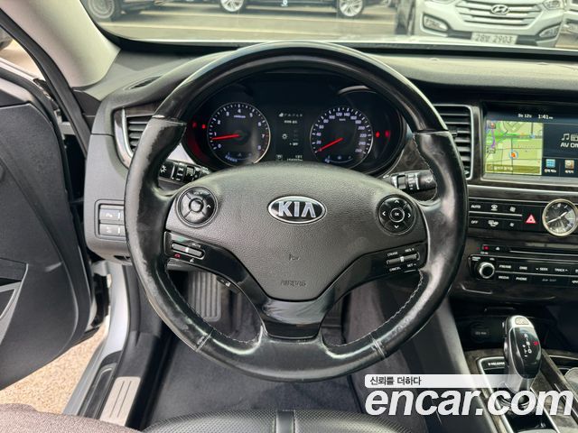 Kia K9 2015 — photo 9
