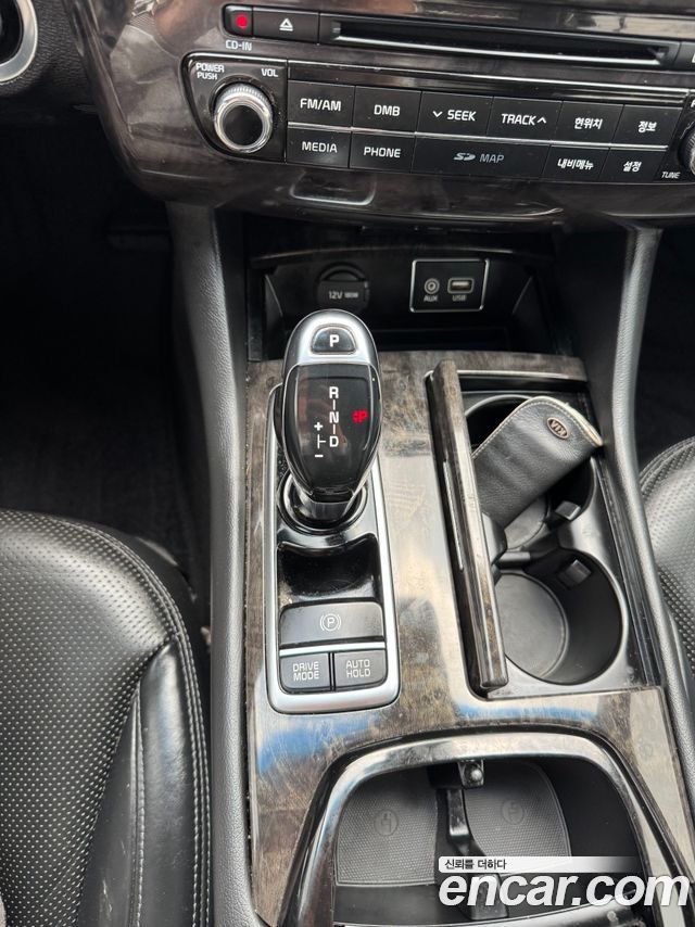 Kia K9 2015 — photo 11