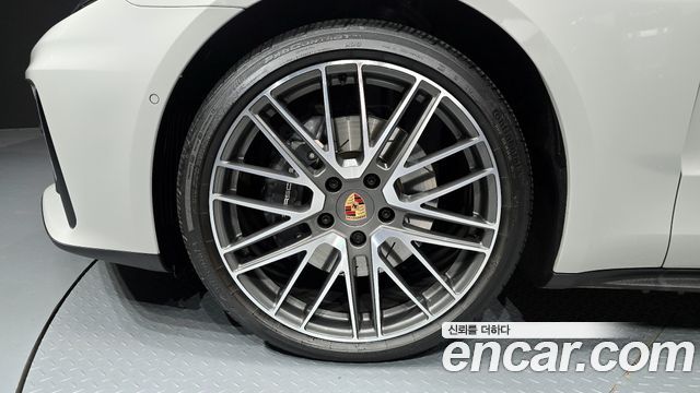 Porsche Panamera 2025 — photo 5