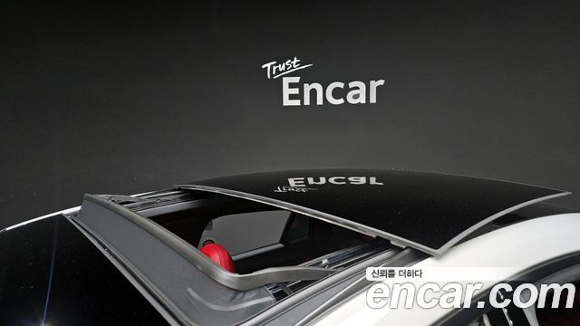 Porsche Panamera 2025 — photo 19