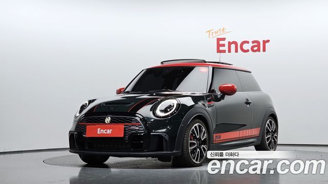 Mini Cooper 2023 — photo 1