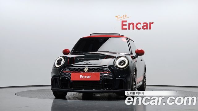 Mini Cooper 2023 — photo 3
