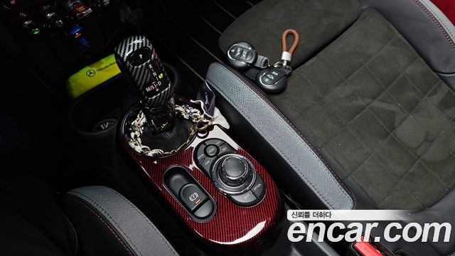 Mini Cooper 2023 — photo 9