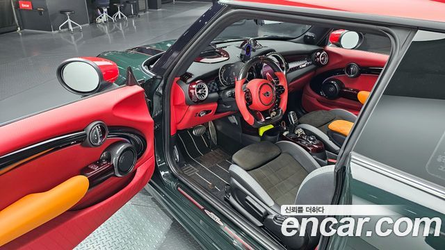 Mini Cooper 2023 — photo 11