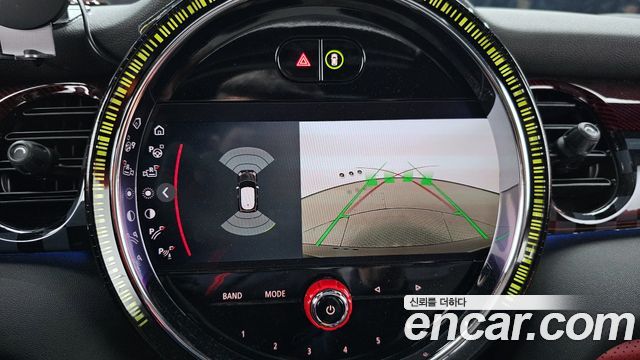 Mini Cooper 2023 — photo 14