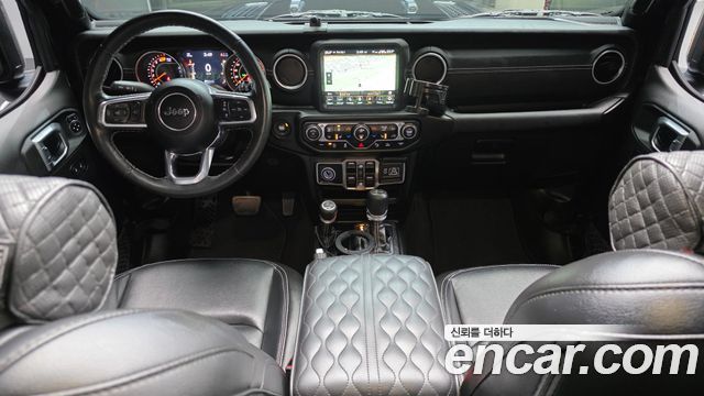 Jeep Wrangler 2022 — photo 7