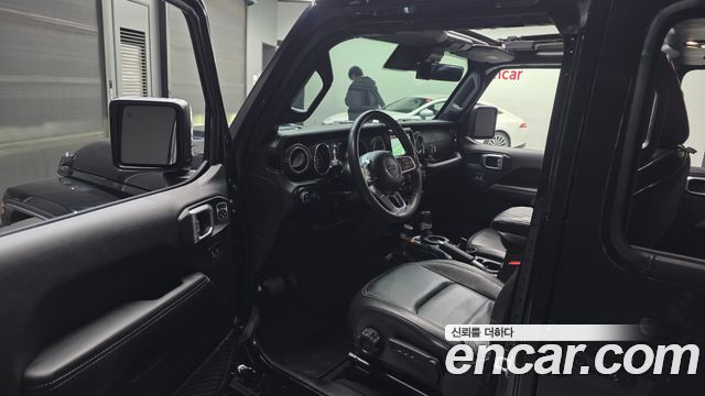 Jeep Wrangler 2022 — photo 10