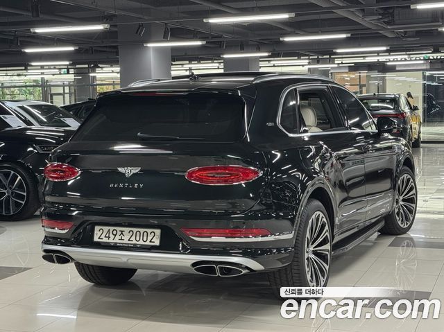 Bentley Bentayga 2024 — photo 3