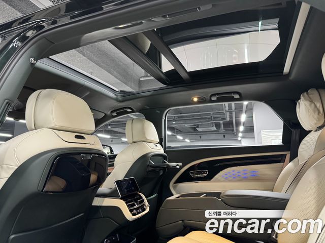 Bentley Bentayga 2024 — photo 14
